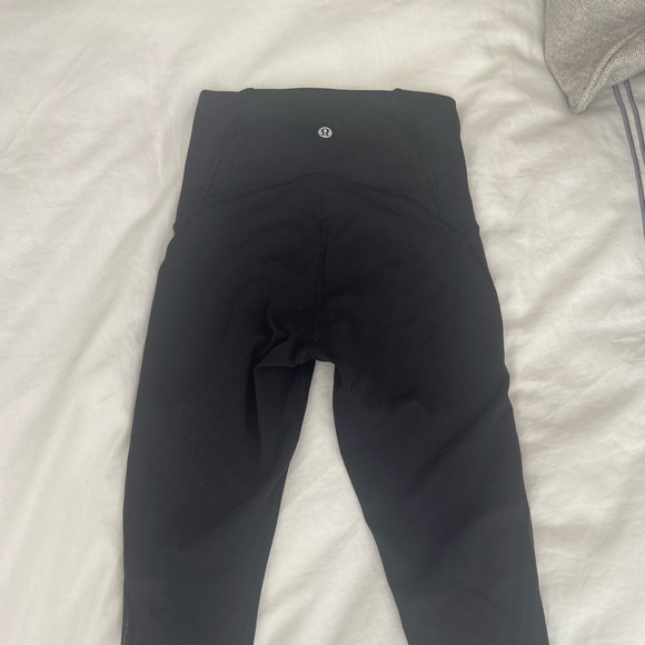 Size 2 lululemon leggings - Picture 1 of 2